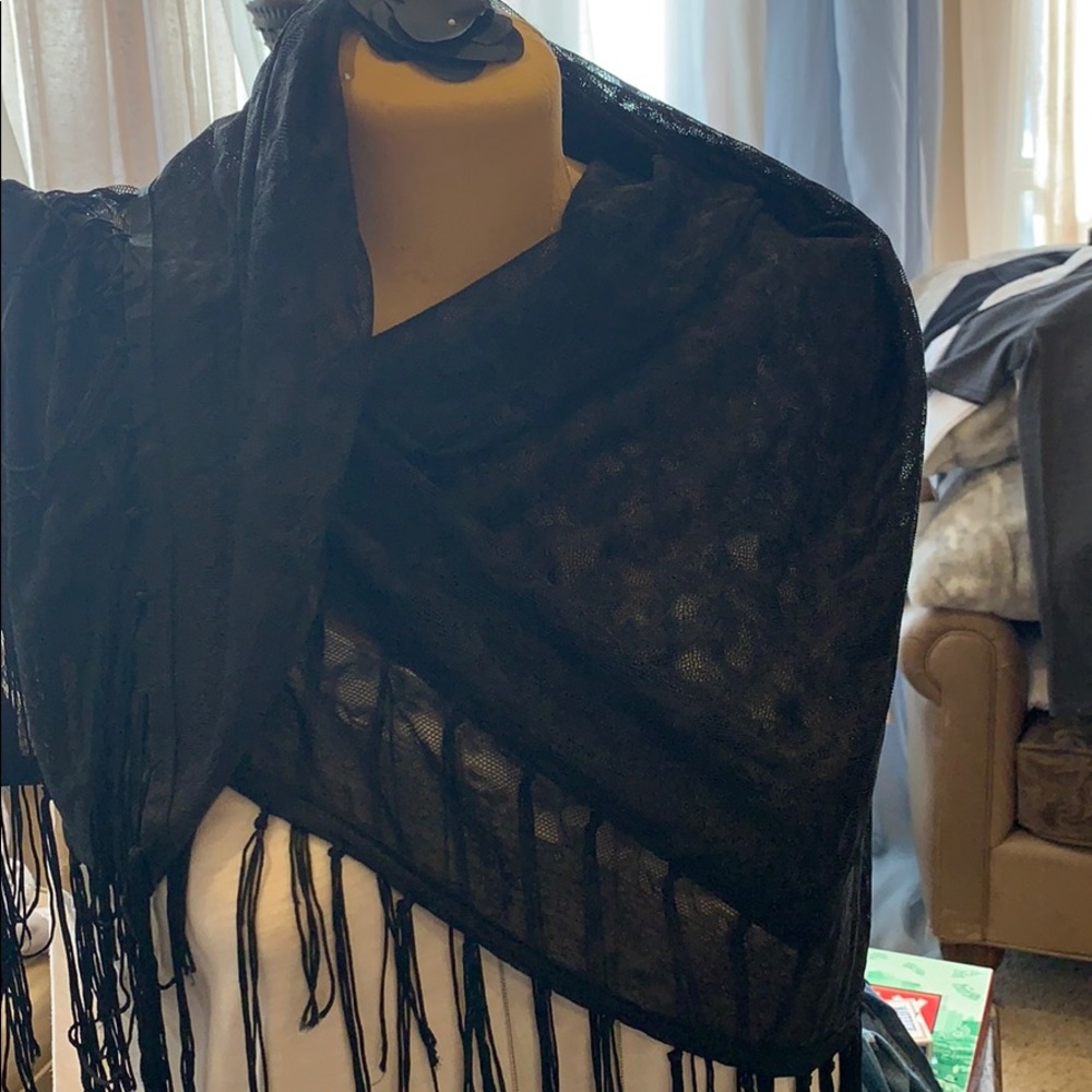 Black lace Shawl with fringe